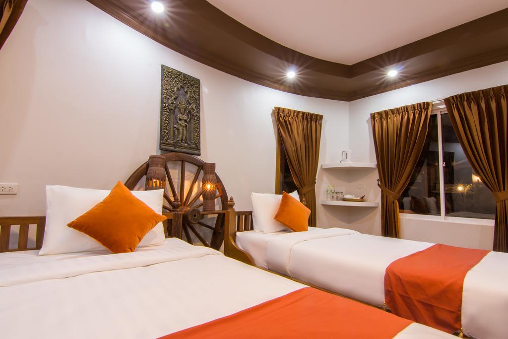 Ravorn Villa Boutique Батамбанг Екстериор снимка