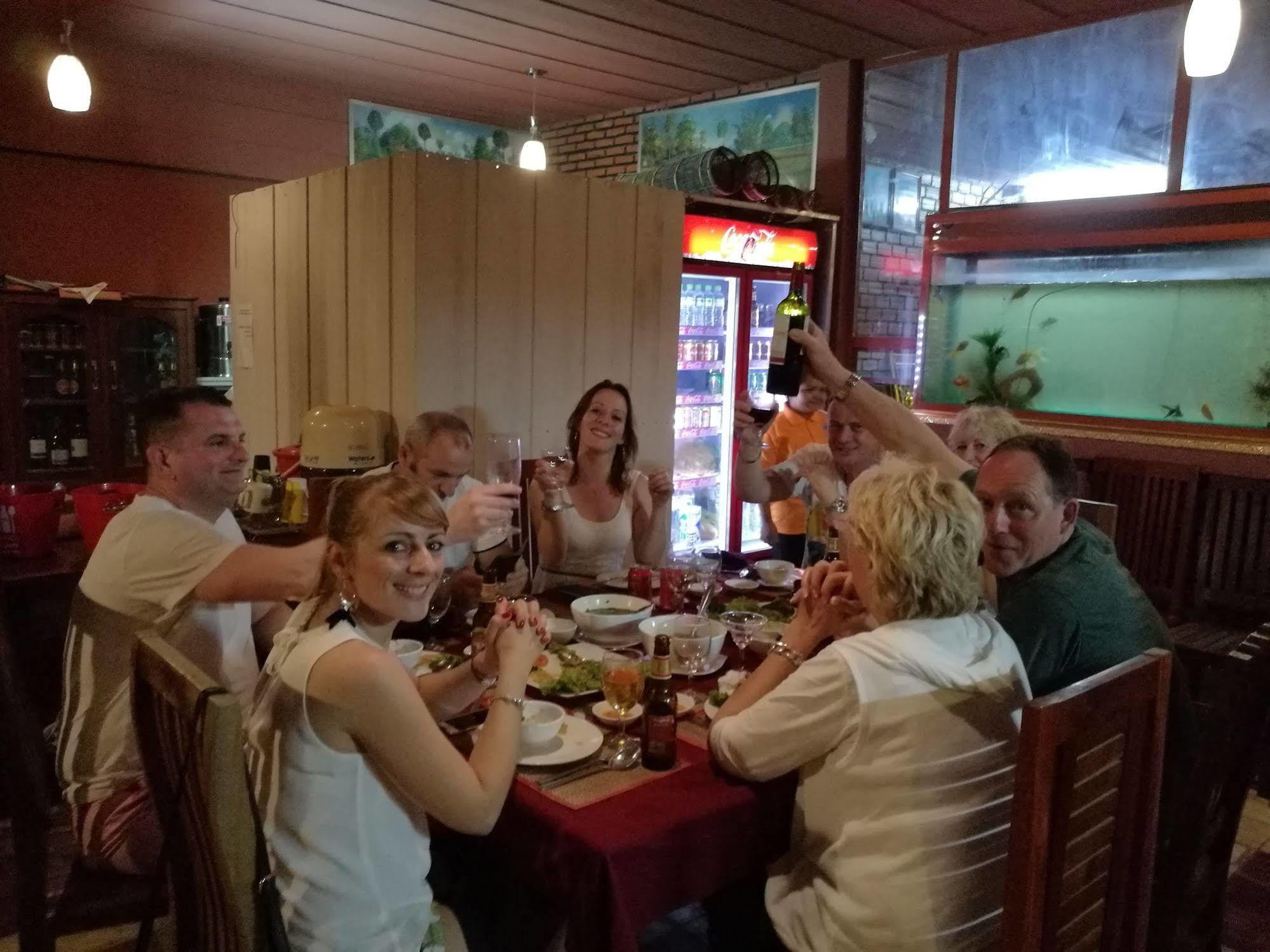 Ravorn Villa Boutique Батамбанг Екстериор снимка
