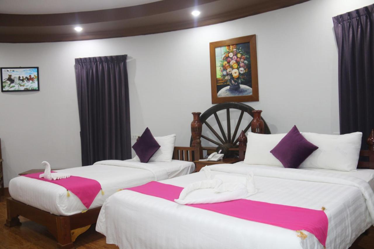 Ravorn Villa Boutique Батамбанг Екстериор снимка